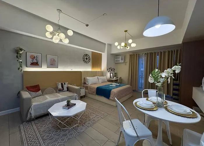Apartment Staycation In Venice Residences Mckinley With Balcony *