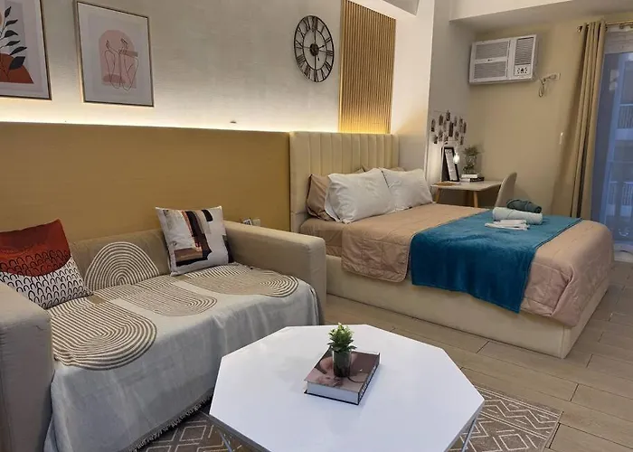 Staycation In Venice Residences Mckinley With Balcony Apartment Manila
