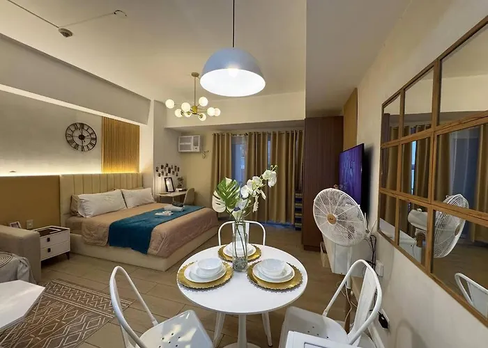 Staycation In Venice Residences Mckinley With Balcony *